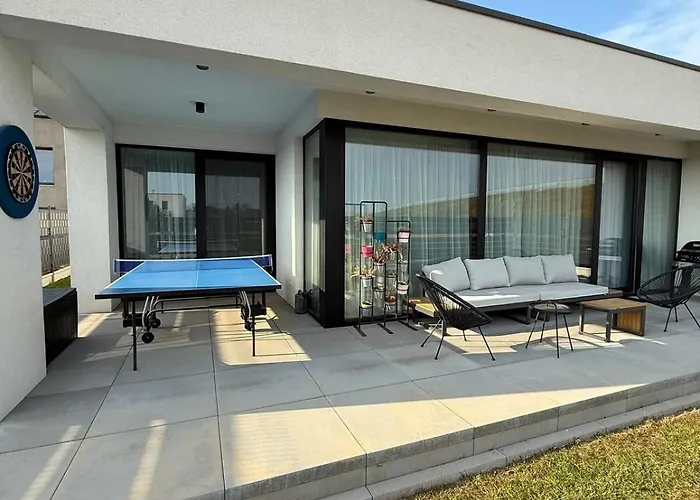 Elegant Luxury In Willa *